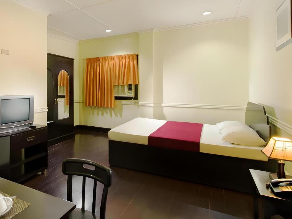 Vest Grand Suites Panglao Exterior photo