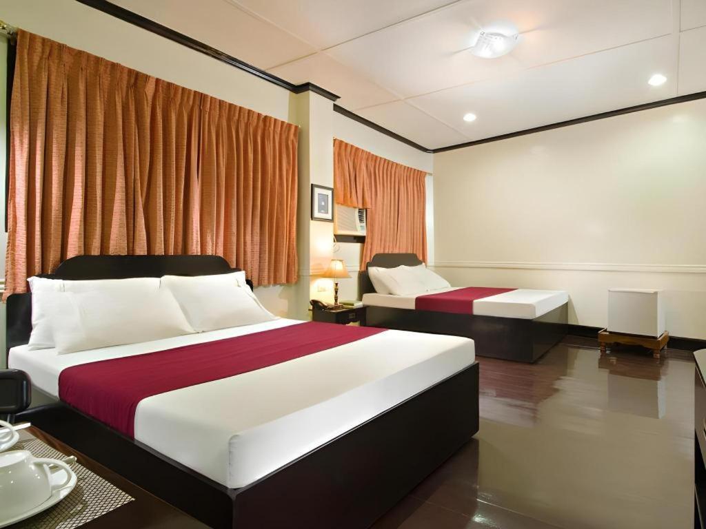 Vest Grand Suites Panglao Exterior photo