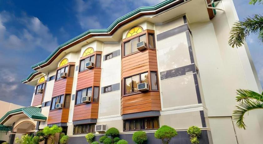 Vest Grand Suites Panglao Exterior photo
