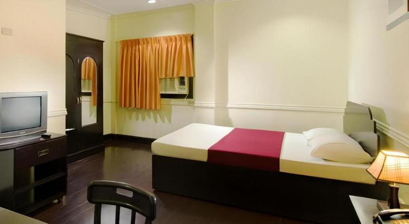 Vest Grand Suites Panglao Exterior photo