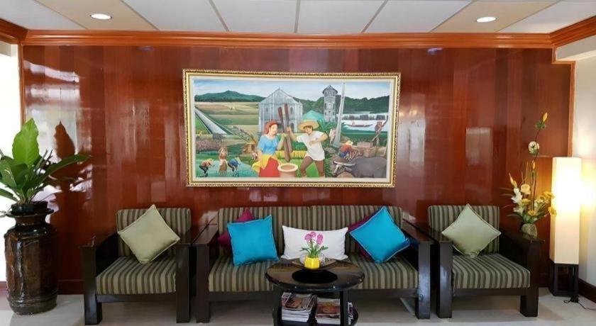 Vest Grand Suites Panglao Exterior photo