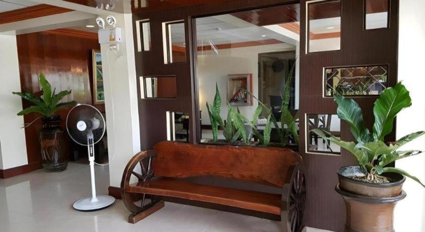 Vest Grand Suites Panglao Exterior photo