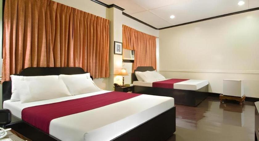 Vest Grand Suites Panglao Exterior photo