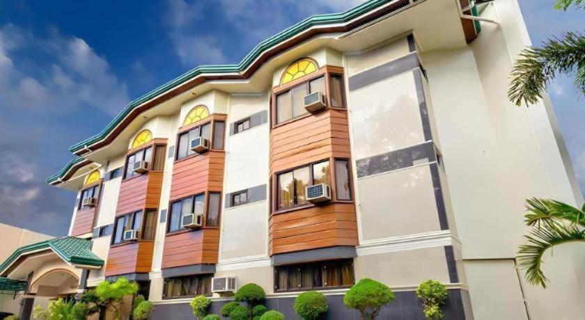 Vest Grand Suites Panglao Exterior photo