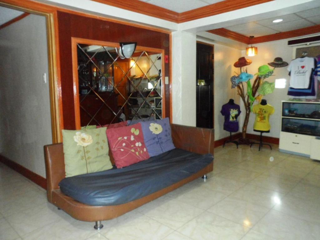 Vest Grand Suites Panglao Exterior photo