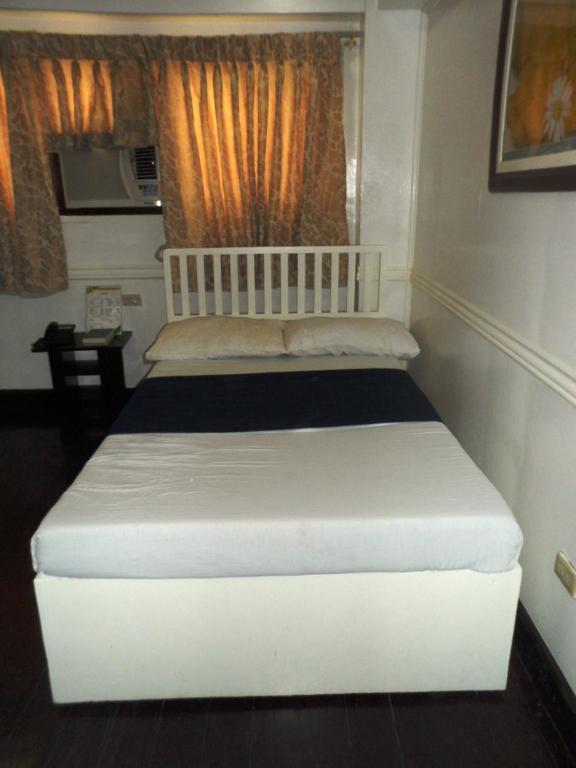 Vest Grand Suites Panglao Room photo